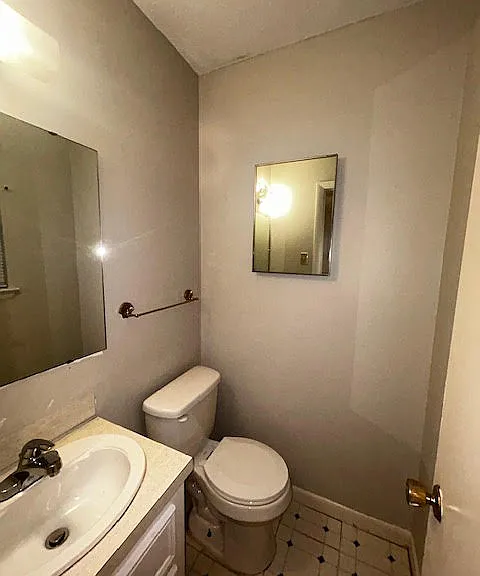 65 Lakeside Dr — Photo 7