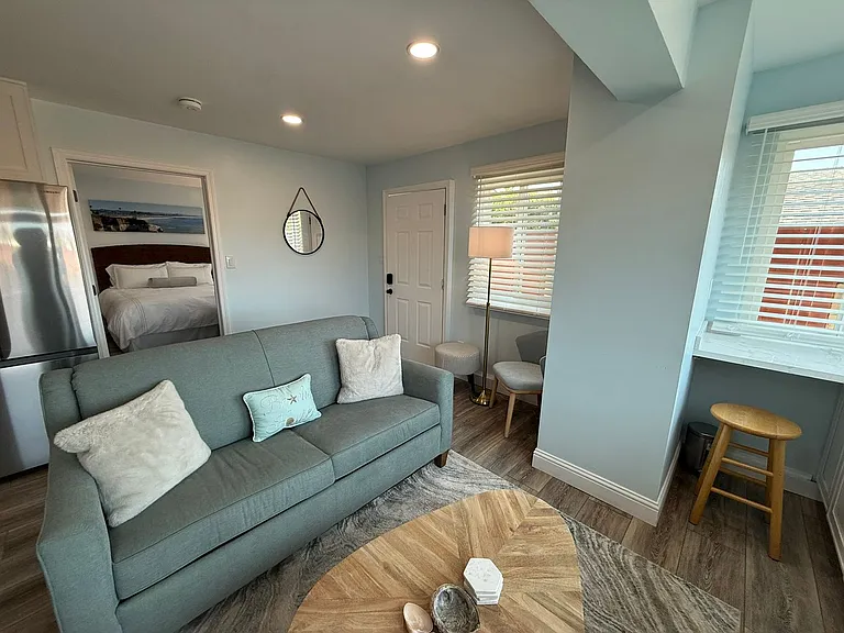 108A Erna Way — Photo 3
