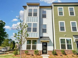 2907 W Trade St, Charlotte, NC 28208