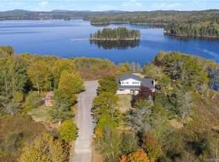 100 Nason St, Blacks Harbour, NB E5H 1A3