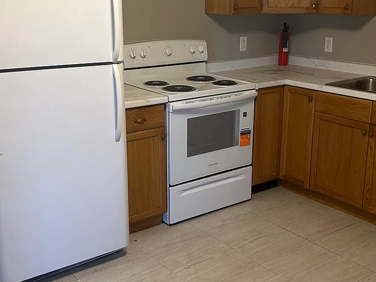 825 Payne Ave #B — Photo 4
