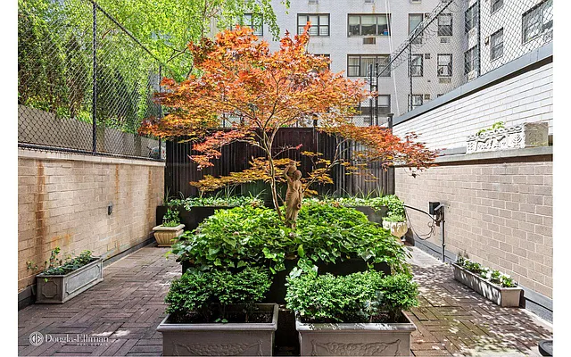 Sold by Douglas Elliman | media 26