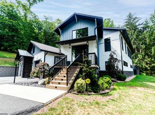 1444 Stewartstown Rd, Morgantown, WV 26505