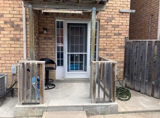 101 San Gabriele Pl, Toronto, ON M9L 3A5