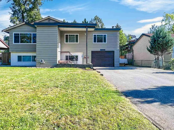 21066 Glenwood Ave, Maple Ridge, BC V2X 8K5