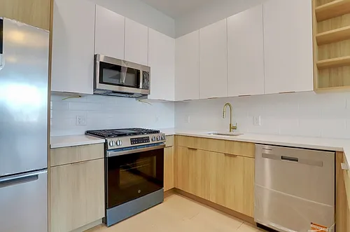 354 Broadway Photo 1