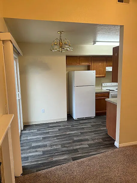 2 bed, 996 sqft, $1,295 — Photo 3