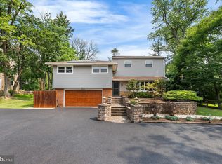 1035 Kipling Rd, Rydal, PA 19046