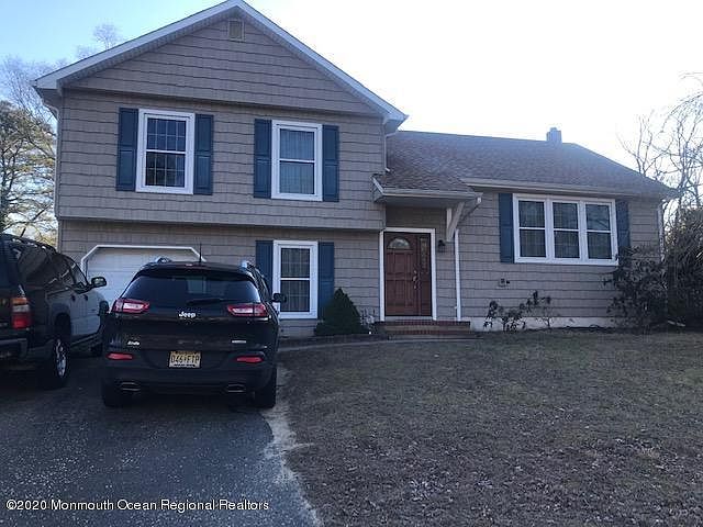 1st image of 789 Cypress Ave
