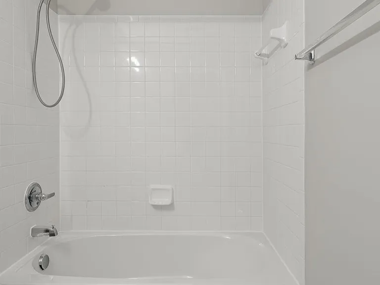 1026 Longview Ln — Photo 31