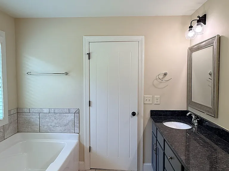 338 Brookstone Dr — Photo 25