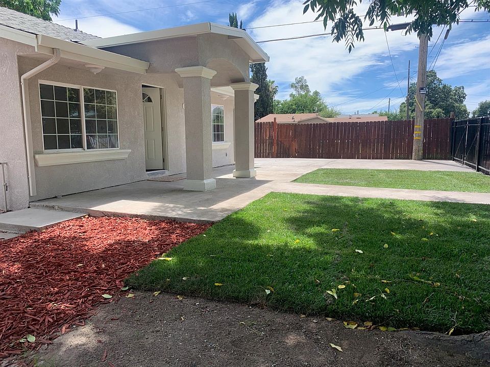 1st image of 2440 E Mistletoe Ave