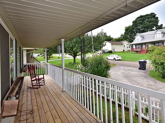 3rd image of 4288 Larigo Dr