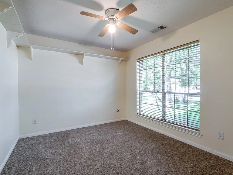 17143 Summer Hollow Dr — Photo 7