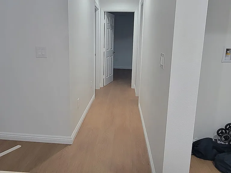 424 W Poplar St #C — Photo 6