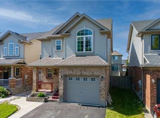 11 Frankfurt St, Kitchener, ON N2R 1T5
