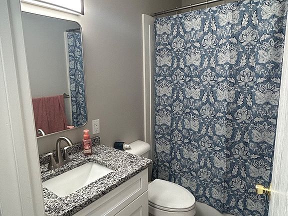 3rd image of 100 Ridgeview St