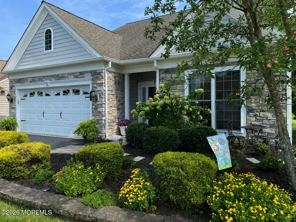 2 Chalfont Lane, Manchester, NJ 08759