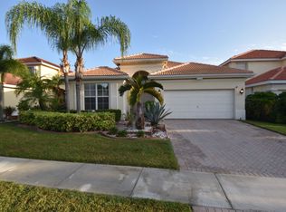 11121 Laurel Walk Rd, Wellington, FL 33449