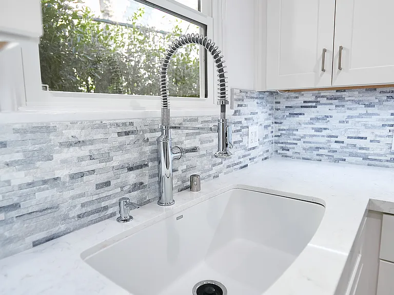 1038 N Crescent Heights Blvd #B — Photo 4