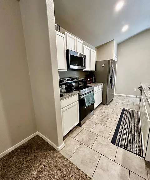 2916 Waverly Ave — Photo 3