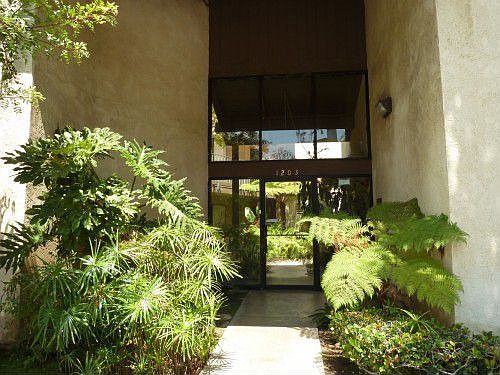 1st image of 1203 E San Antonio Dr APT 204