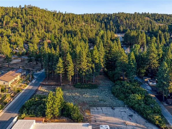 745 Stocker Rd, Big Bear Lake, CA 92315