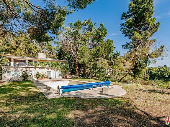 4th image of 1785 Bel Air Rd