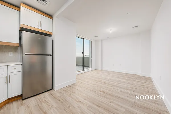 Rented by Nooklyn NYC LLC | media 11