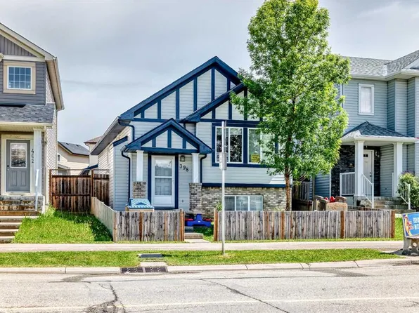 398 W Martindale Dr NE, Calgary, AB T3J 0H8