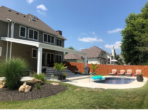 Covered entertaining area