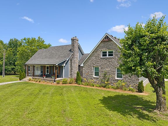 3rd image of 7672 Jones Rd