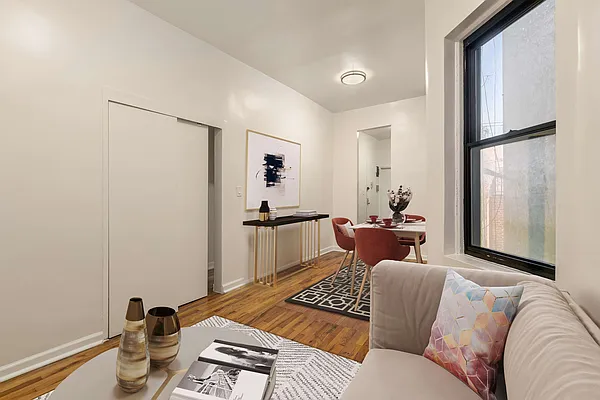 Rented by Compass | media 10