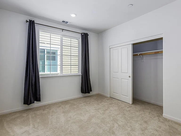 33509 Mustang St — Photo 21