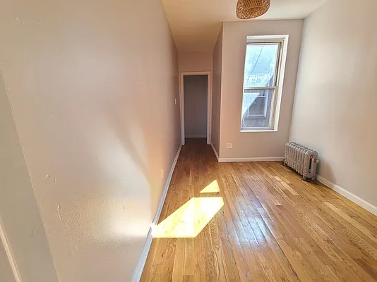 Rented by Cheskel Meisels, LREB | media 8