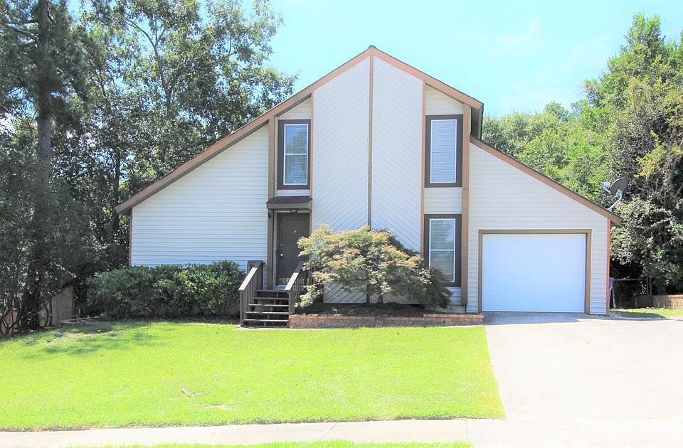 1st image of 4420 Forrest Dr