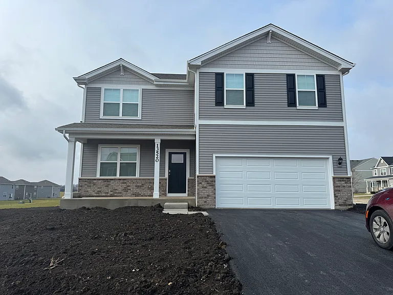 13520 S Carmel Blvd — Photo 1
