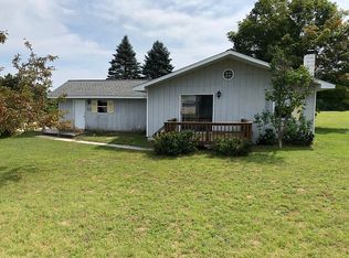 8127 Ridge Dr, Central Lake, MI 49622