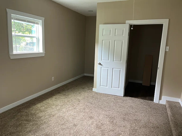 509 E Mesquite St — Photo 7