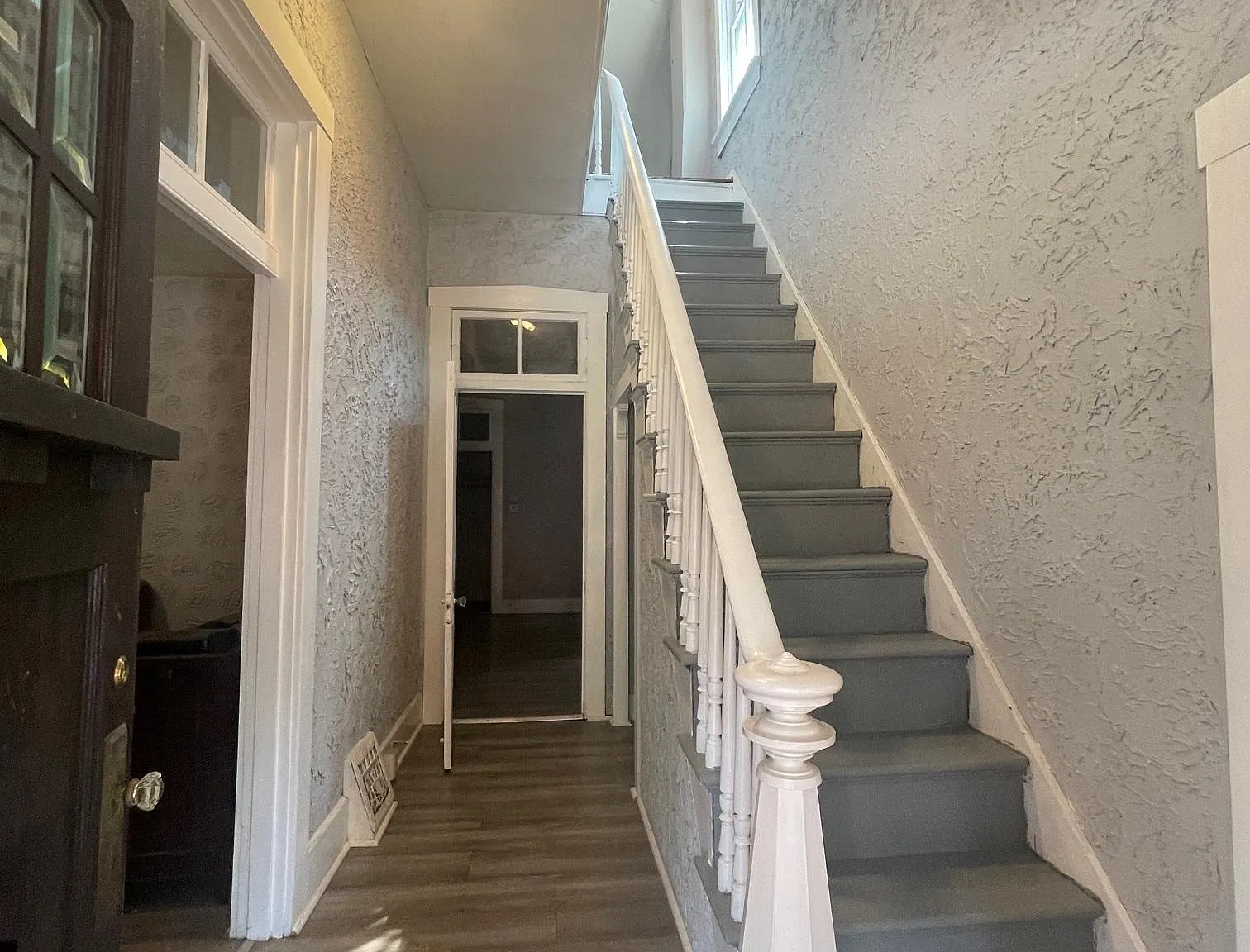 2 bed, 1320 sqft, $1,100 — Photo 3