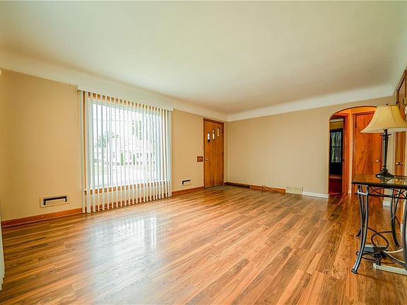 3rd image of 15308 Willman Ave