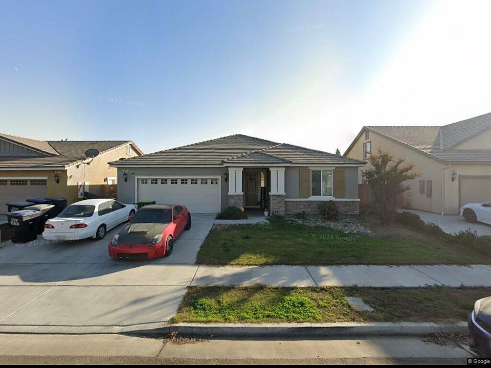 1st image of 4431 W Robin Ave