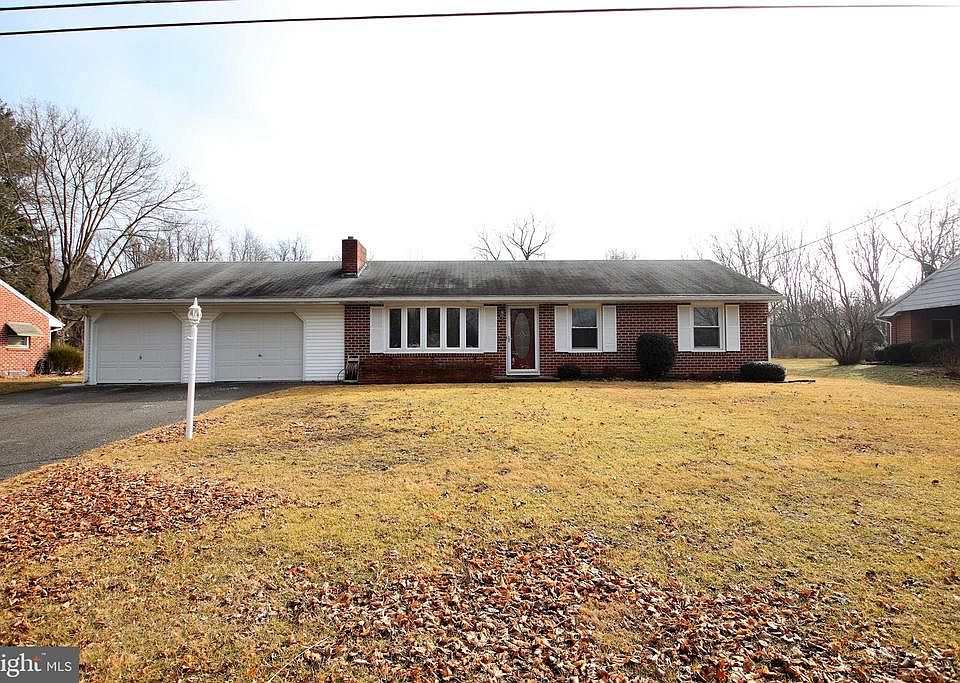 1st image of 11901 Greenhill Dr