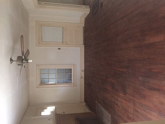 3rd image of 1199 W Main St