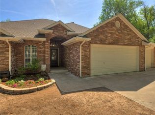 602 W Ridge Dr, Tuttle, OK 73089