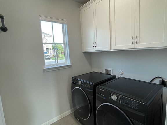 5th image of 16502 Sydney Carol Ln