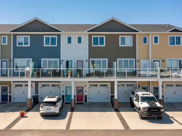 5210 S Lakeshore Dr #103, Sylvan Lake, AB T4S 1B3
