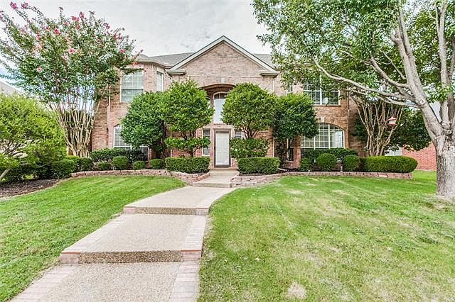 1st image of 3208 Burleson Dr