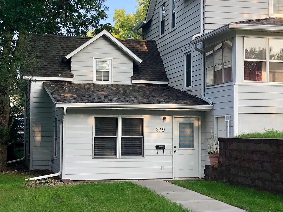 No Stairs in this super clean 2 bedroom!