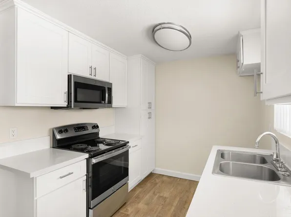 Waldorf Apartments- Riverside, CA